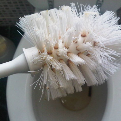 hendham-house-toilet-brush